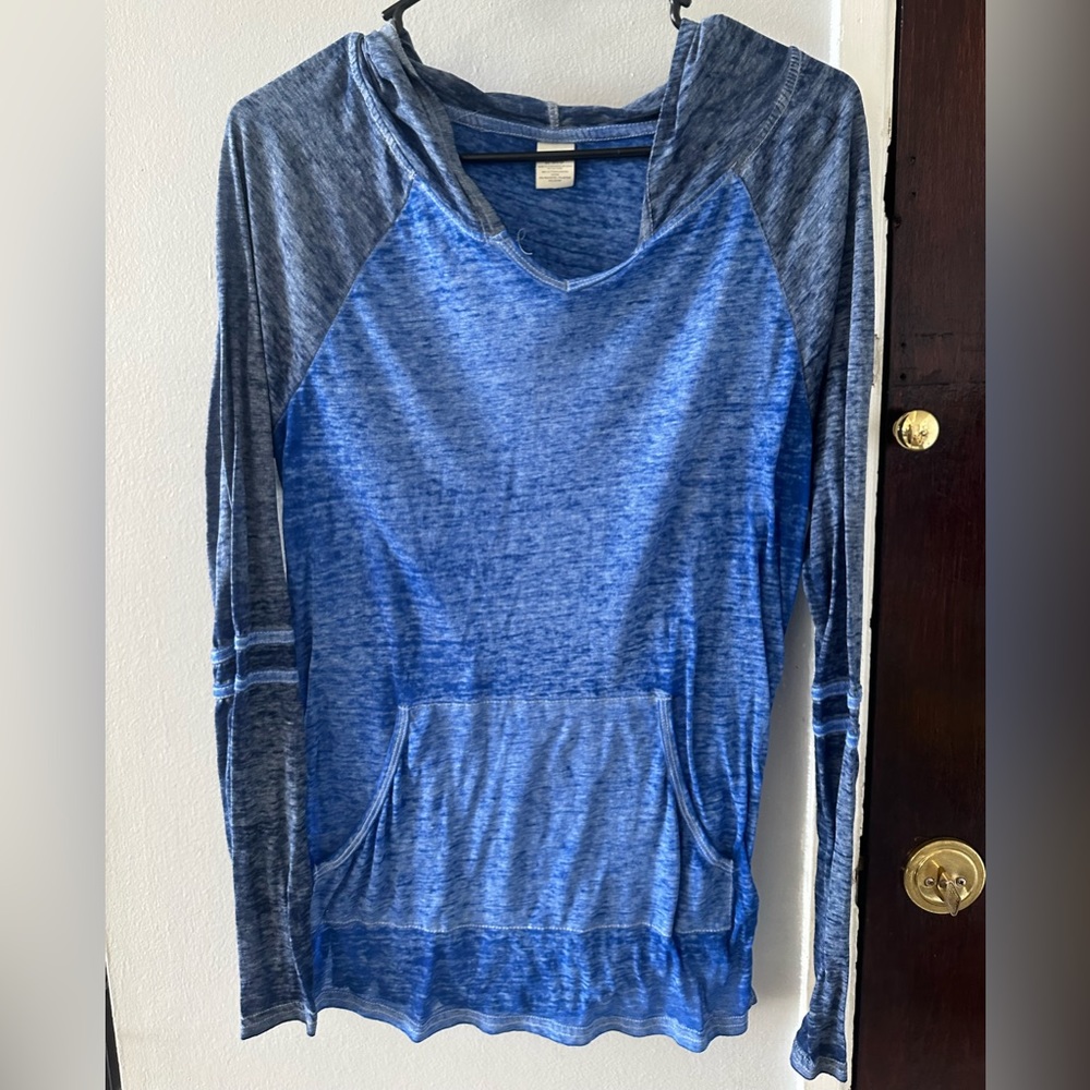 Super thin cute long sleeve top
